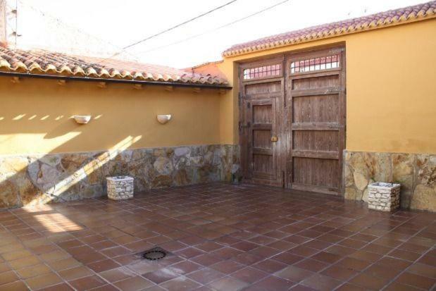Los Ferroviarios Estacion de Chinchilla Exterior photo